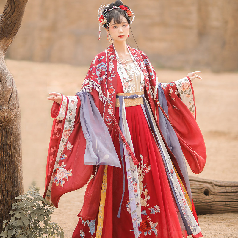 远山乔汉服十里凤尾裙原创设计凤尾裙齐腰配饰飘带红妆