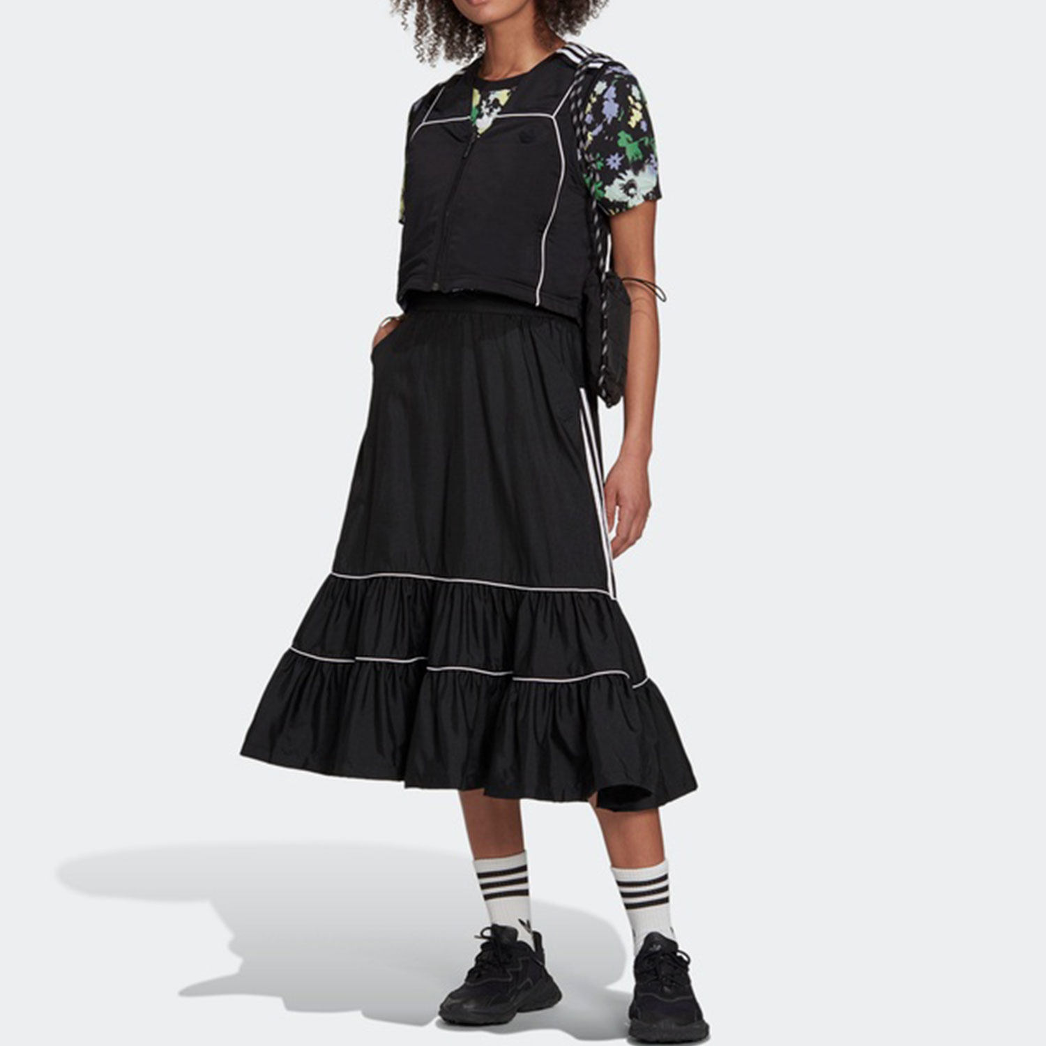 adidas阿迪达斯正品三叶草新款女子运动休闲半身h15782运动半身裙