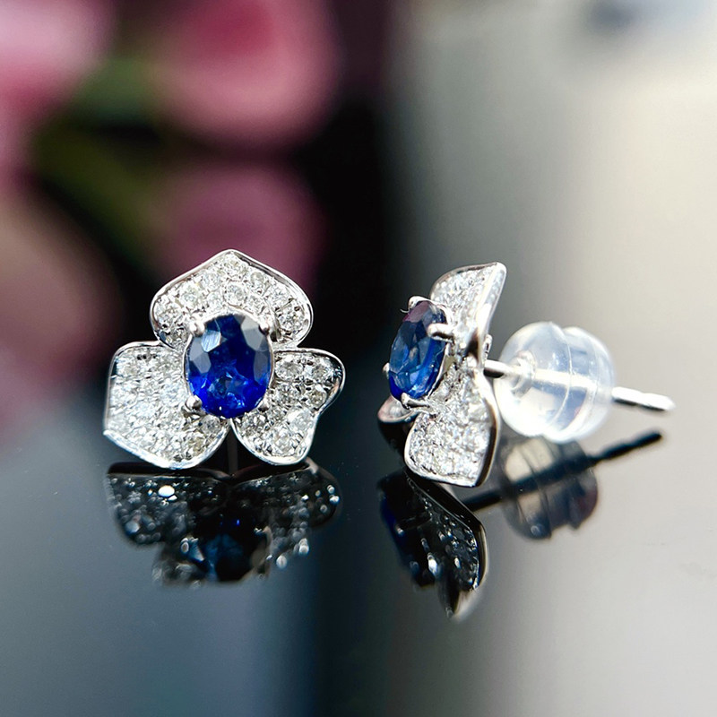 宝创086克拉斯里兰卡皇家蓝宝石宝石花型耳钉18k金镶钻石耳饰