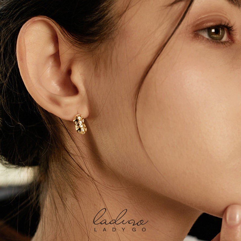 ladygo纯银耳钉轻奢高级珍珠耳饰饰品个性花生耳钉