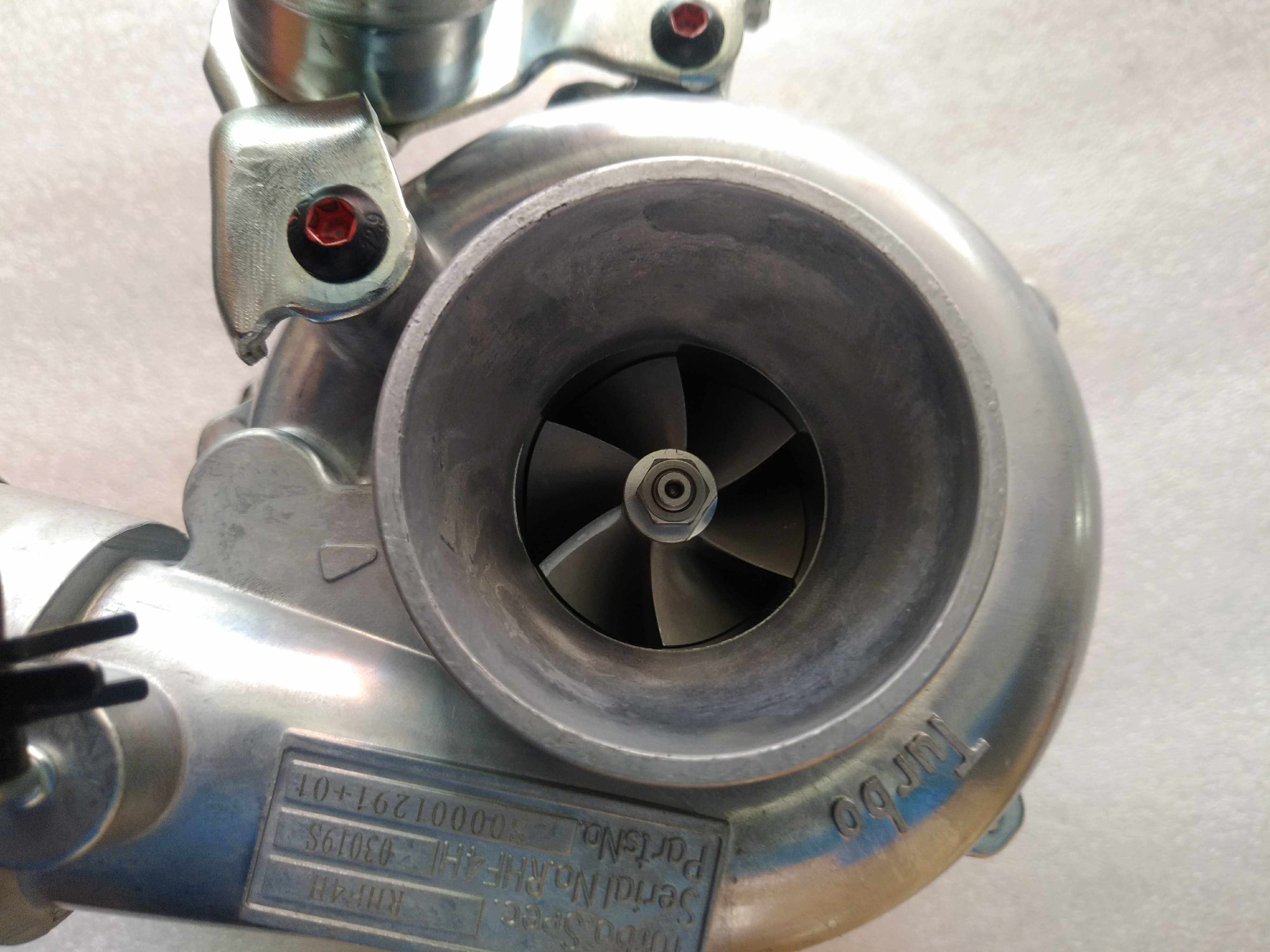 上汽大通 涡轮增压器总成