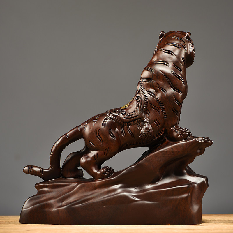 黑檀木雕上山虎摆件实木十二生肖老虎客厅家居装饰红木工艺品礼品