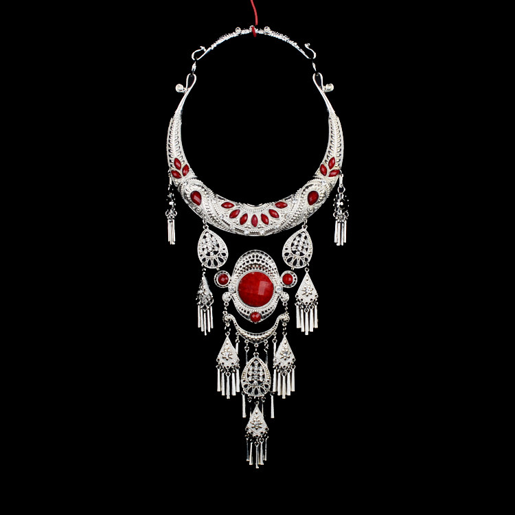 苗银苗族项圈项坠舞蹈服饰配件银饰胸饰帽子侗族民族服装