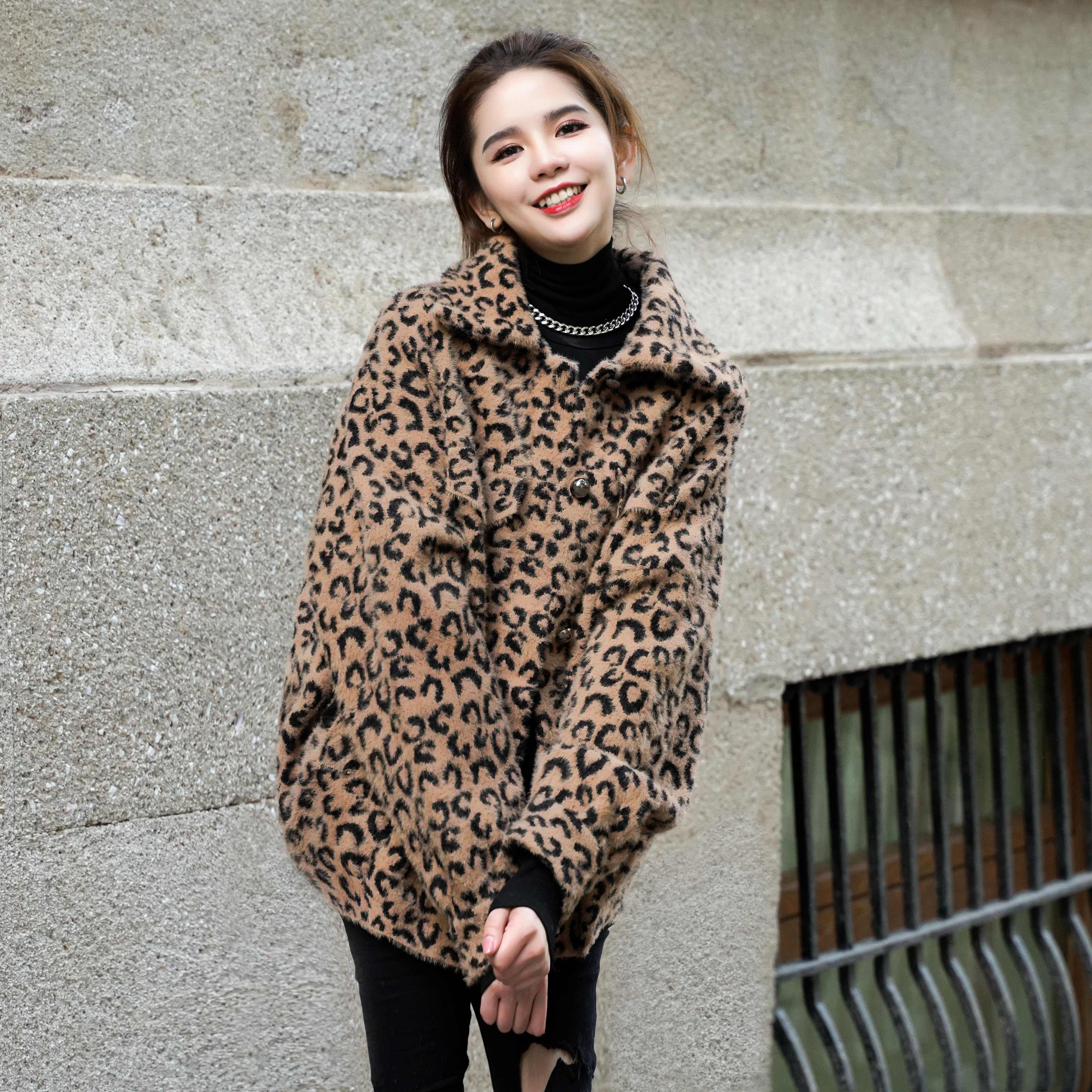 秋冬新款貂毛豹纹毛衣外套加厚韩版宽松短款毛针织衫