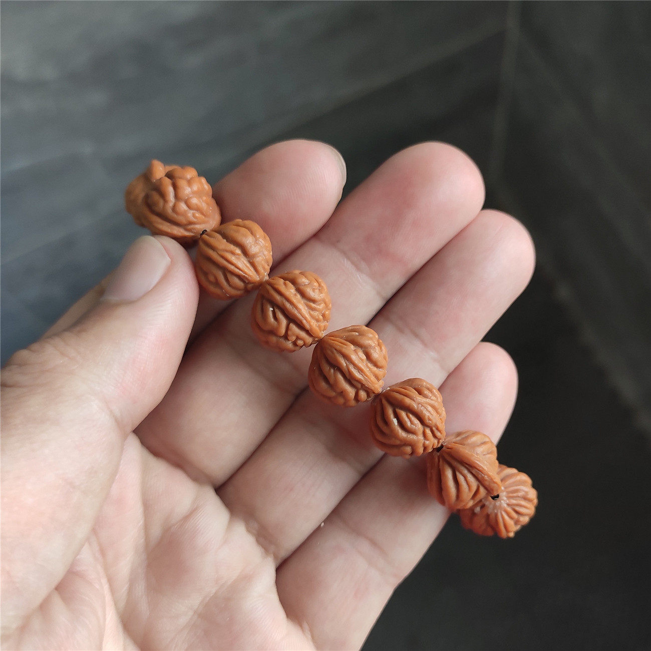 野生a2佩戴男女正圆手大肚桃核龙野生疙瘩龙龙纹佛珠