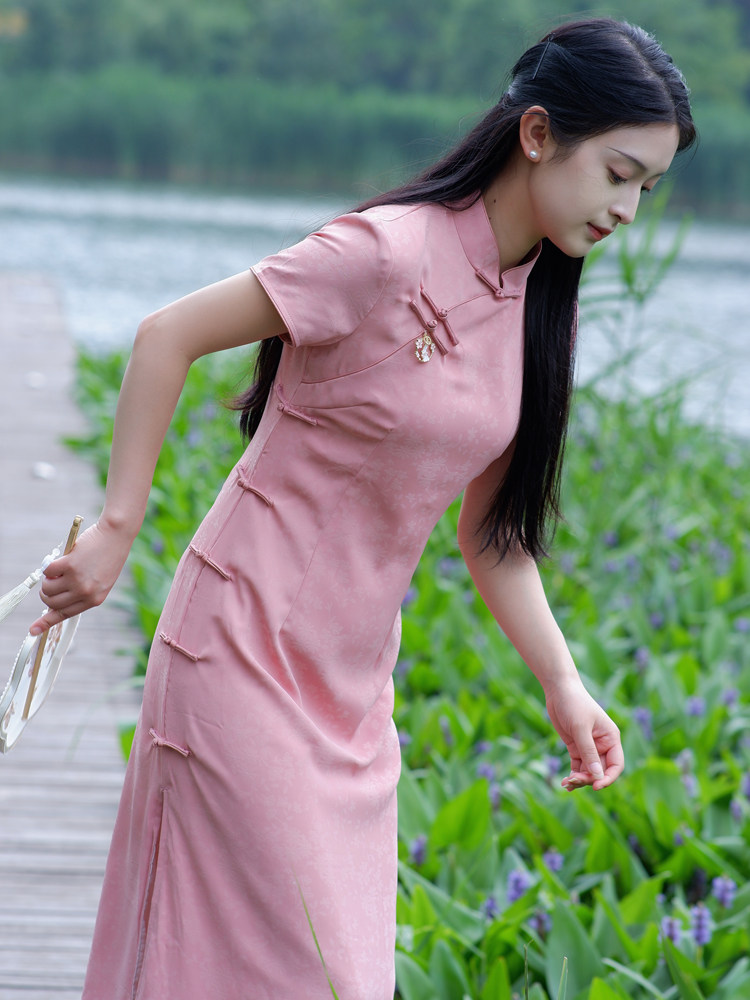 映日新中式小清新国风民国中式复古荷花少女日常旗袍