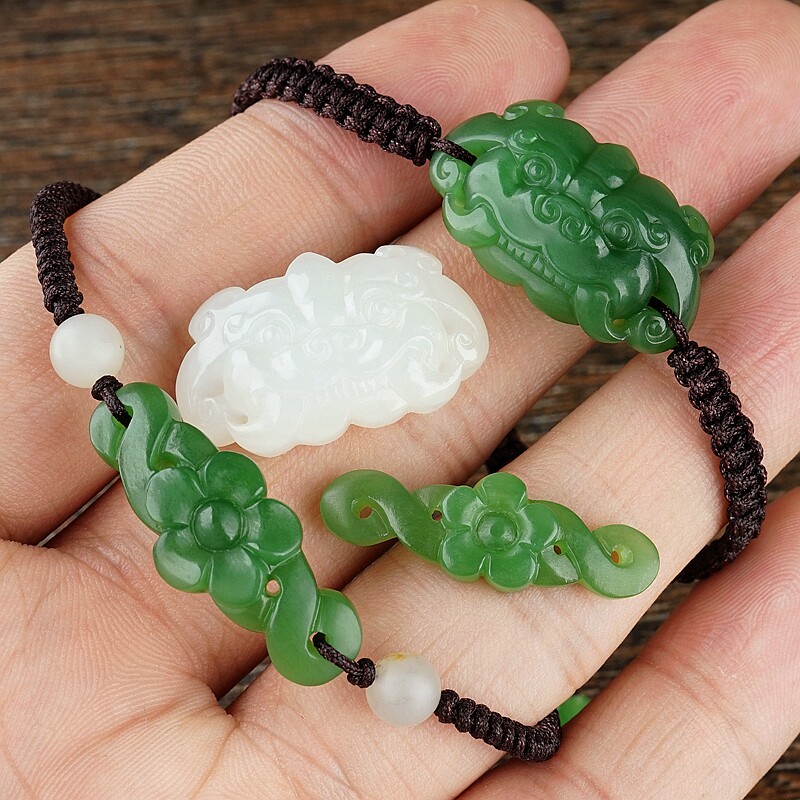 新品和田白玉俄罗斯碧玉玉虎守护梅花手牌手链手饰