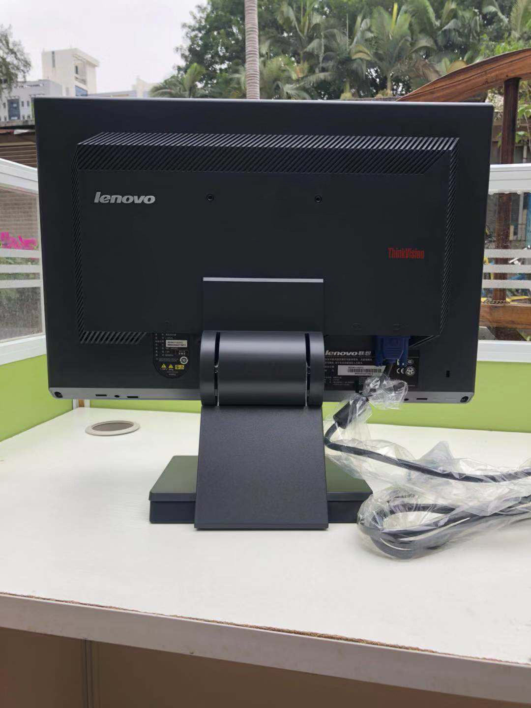 全新包装正品19寸lenovo联想l197wd宽屏液晶电脑显示器显示器