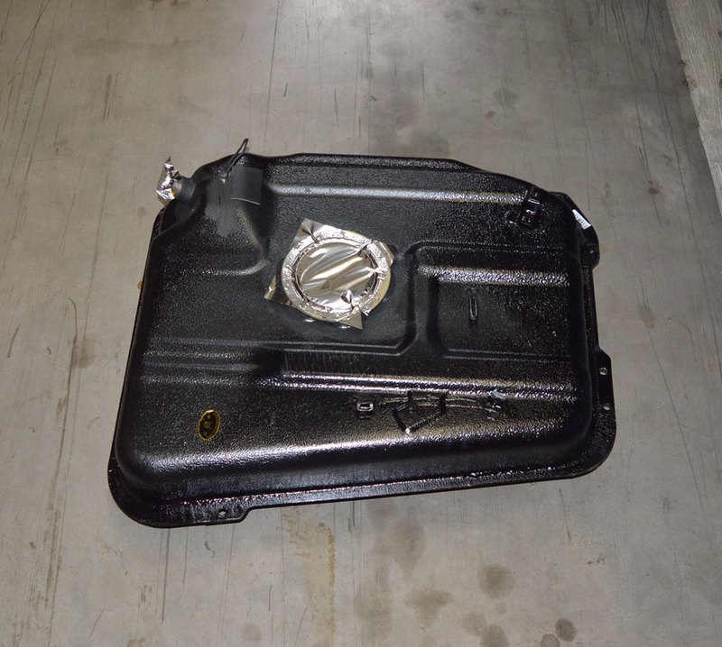 适配长安铃木新奥拓奥拓燃油油箱总成原装正品油箱