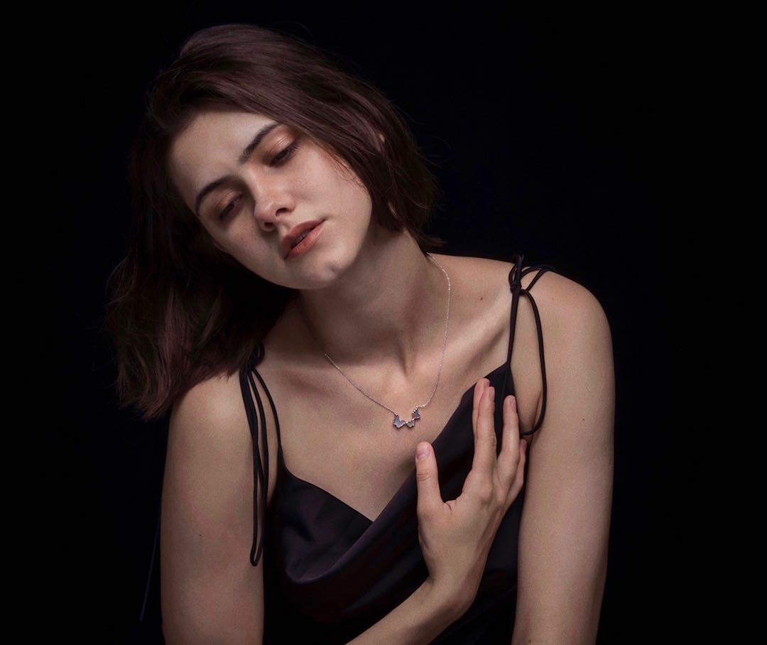 小小小鹏现货viviwell2020aw蝴蝶天然白贝母贝母项链项链