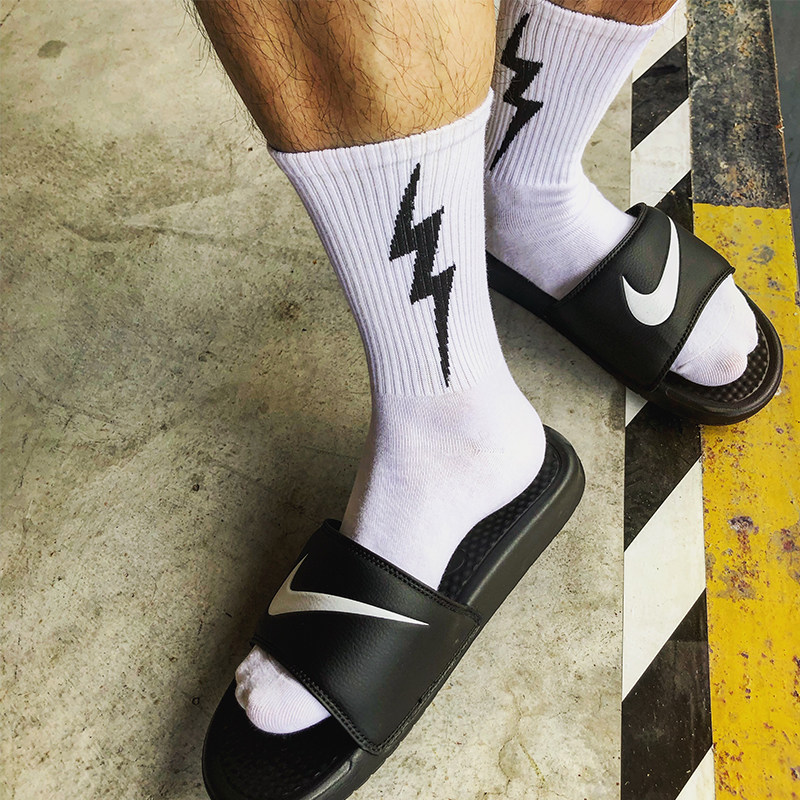 运动街头篮球街头潮流嘻哈白袜斜杠纯棉春夏长袜运动袜