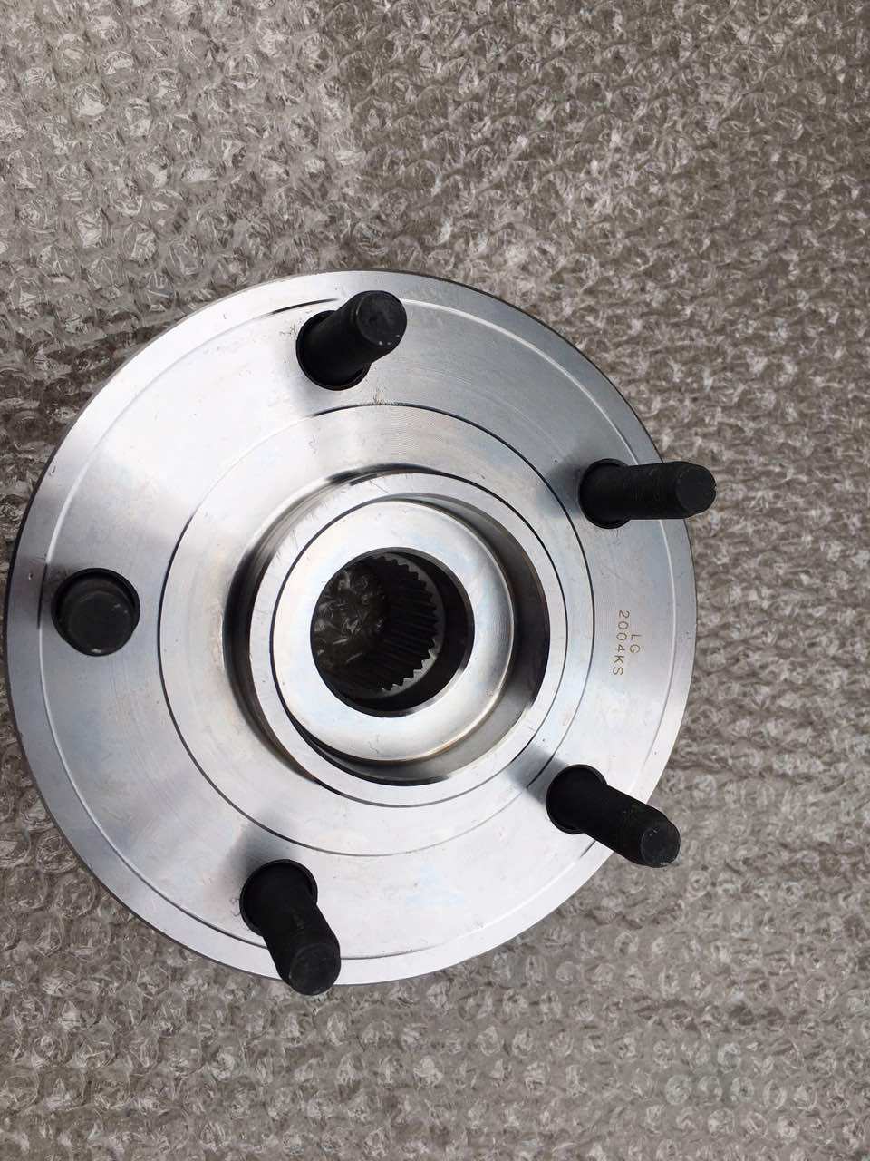 吉普牧马牧马人人前轮轴前轮轴承总成不分左右全车改装套件