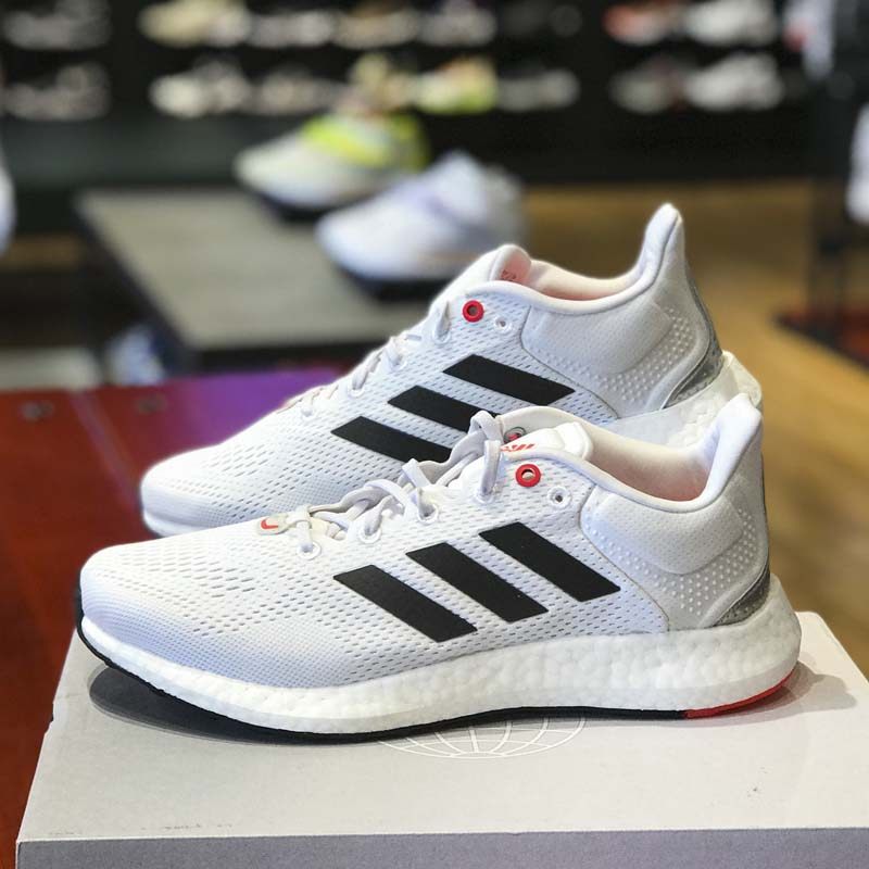 阿迪达斯男鞋2021秋款pureboost21网面缓震透气运动跑步鞋gy5099