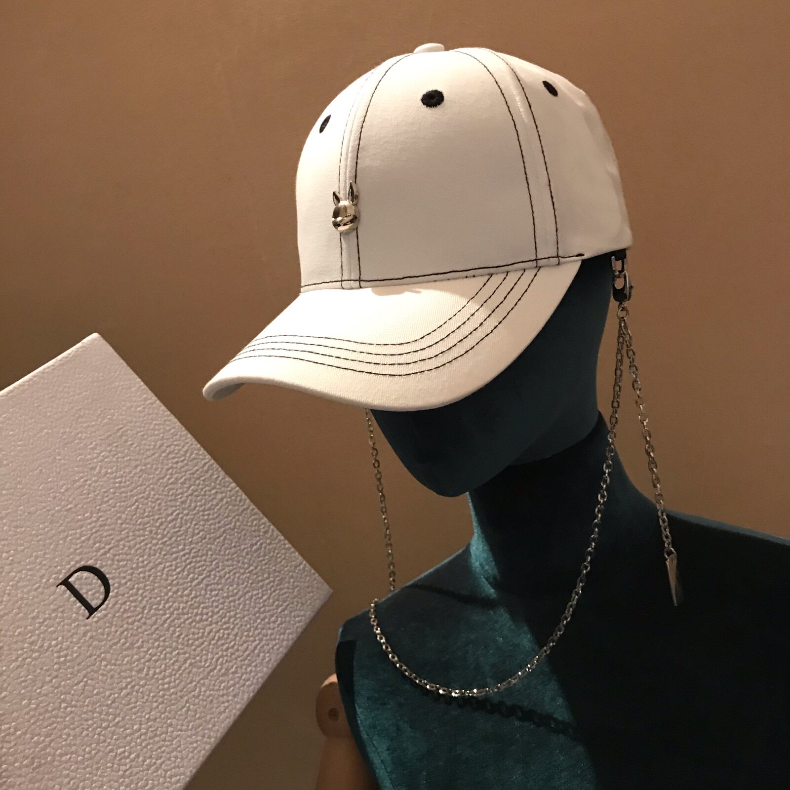 帽子子女潮黑白色鸭舌帽韩版百搭女士棒球帽春夏帽子