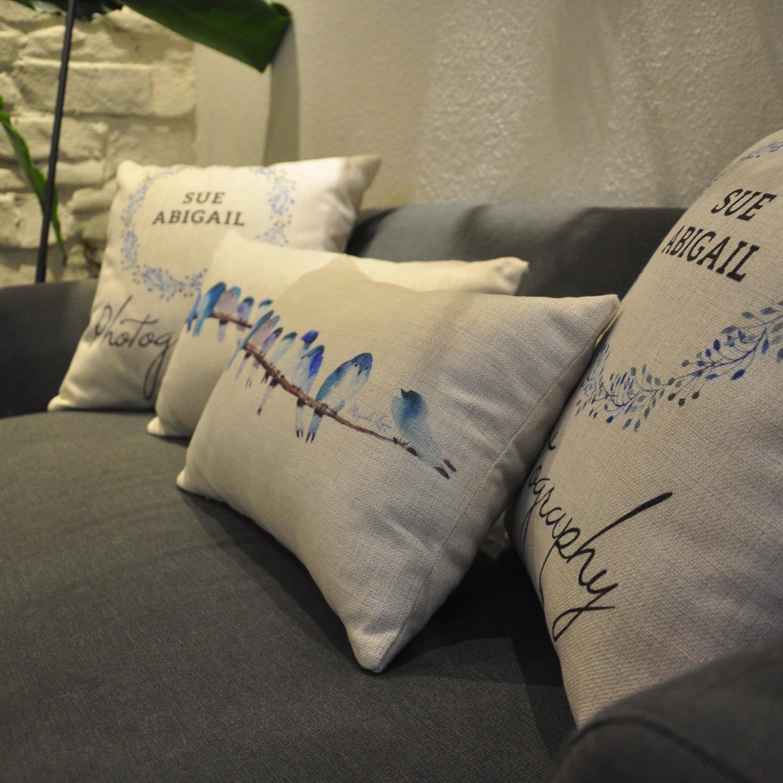 抱枕沙发卡通靠垫汽车现代简约床上枕护腰靠靠背靠垫