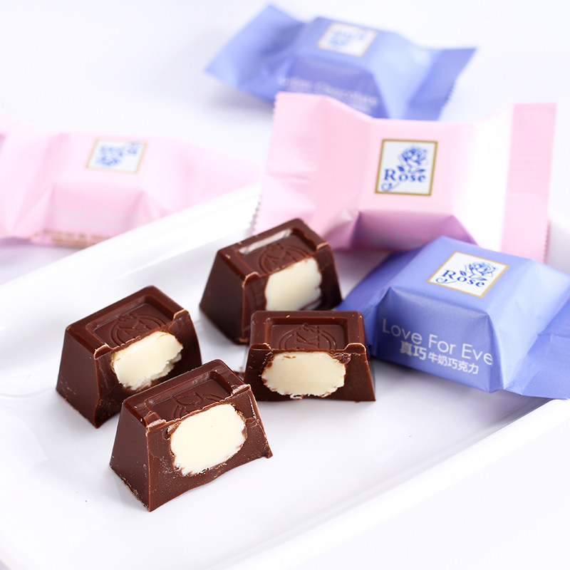 雅迪真巧牛奶夹心巧克力500g圣诞送女友糖果网红零食结婚喜糖散装