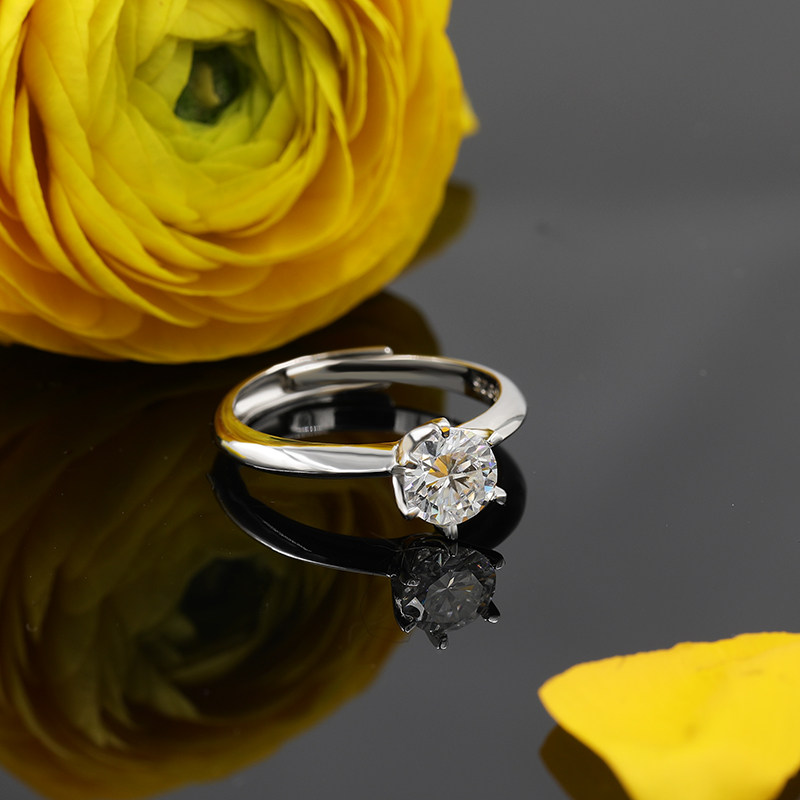 戒指莫桑石钻轻奢小众精致生日礼物结婚可调戒指