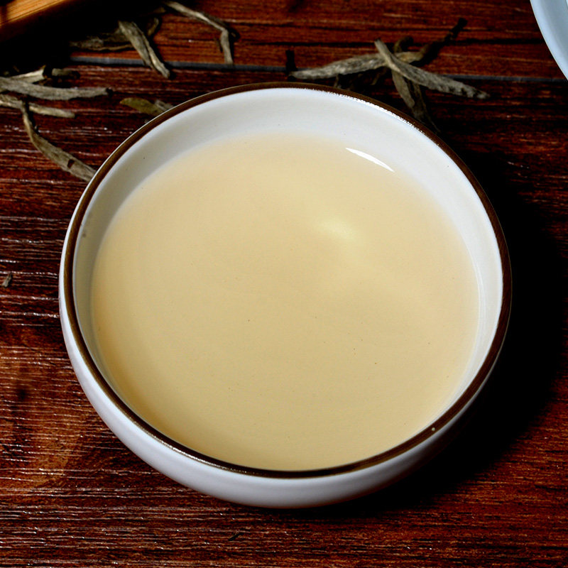 2009年荒野白毫银针散茶10克2泡福鼎白茶白毫银针陈年特级茶叶