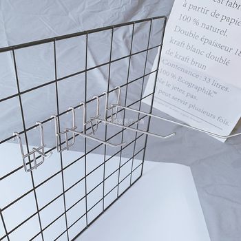 ສີຂາວ dipped plastic mesh hook dormitory wall storage rack mesh mesh barbed wire supermarket hook jewelry ອຸປະກອນເສີມໂທລະສັບມືຖື