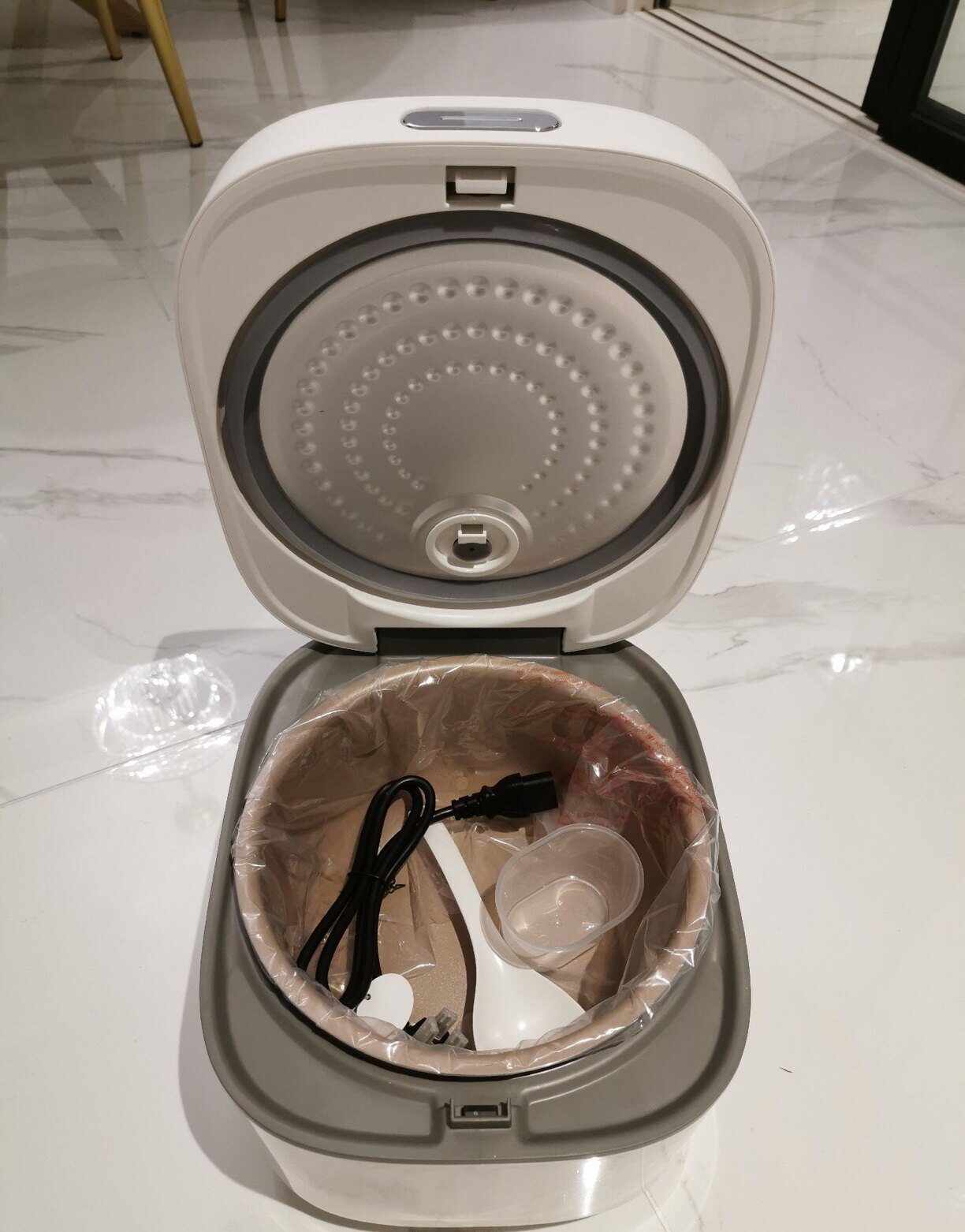 thermos膳魔师电饭煲精致生活4升eha4146esw电饭煲