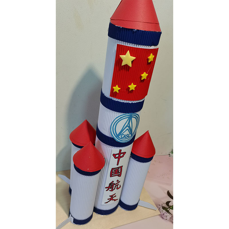 变废为宝废旧利用环保手工半成品可以定做创意火箭其他手工制作