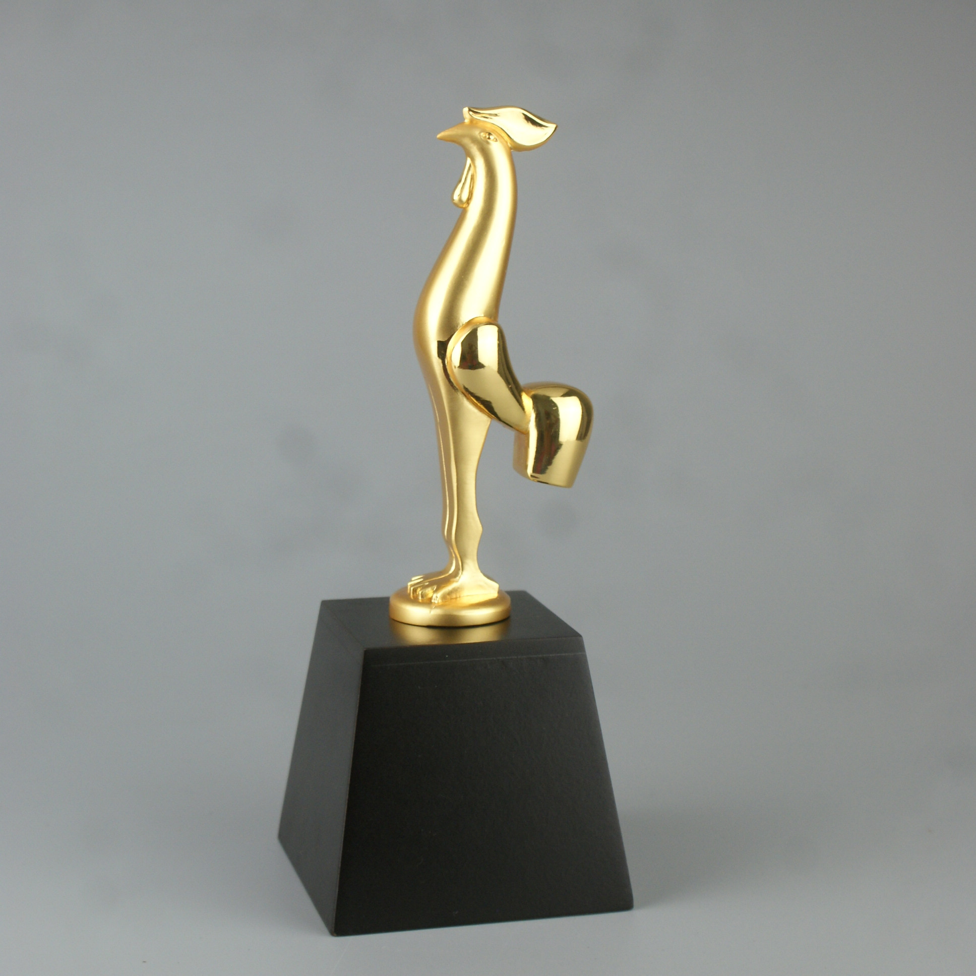 奖杯金鸡奖原版电影常规单位年终礼品定制电镀奖杯