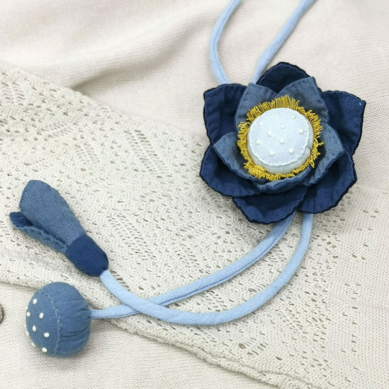 荷花项链莲花莲蓬布艺材料包妈妈礼物手工diy拼布中国风刺绣挂饰