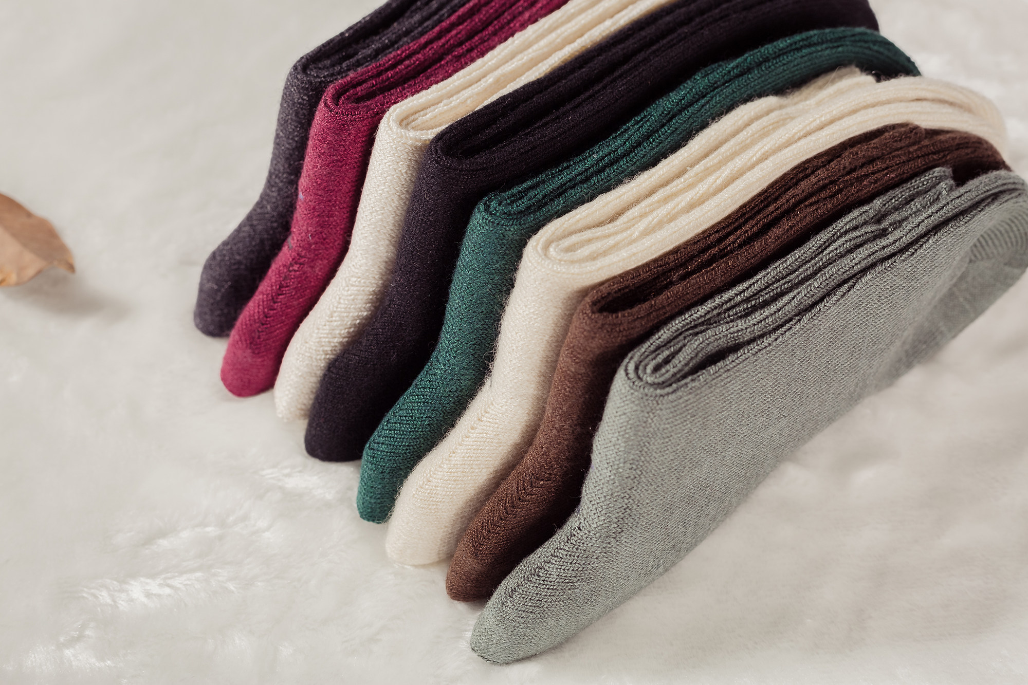 冬季加厚保暖 男士真丝羊绒袜子 丝羊绒男袜蚕丝袜 10双80元!