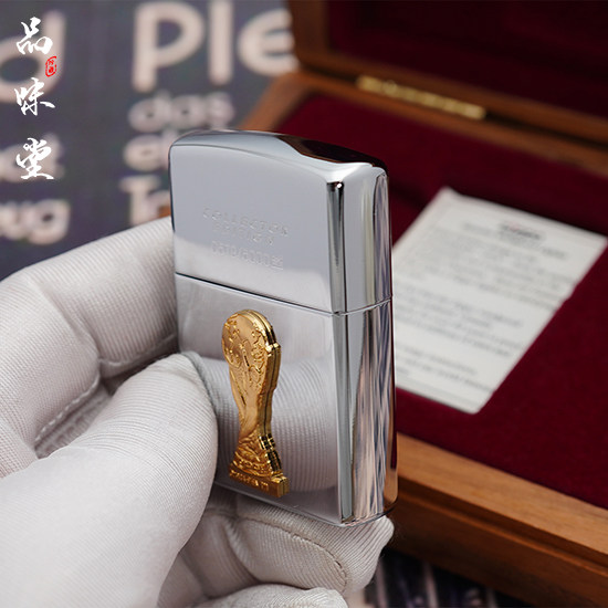 1998年份原装正品美国zippo芝宝打火机世界杯大力神煤油打火机