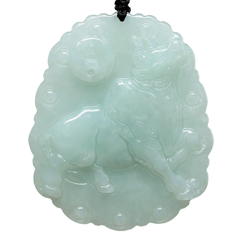 大款翡翠玉石十二生肖吊坠玉牛转运开运财牛属相项坠