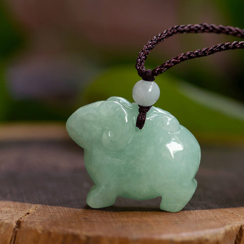 钰达翡翠吊坠生肖玉羊立体生肖羊项链挂件属羊颈饰