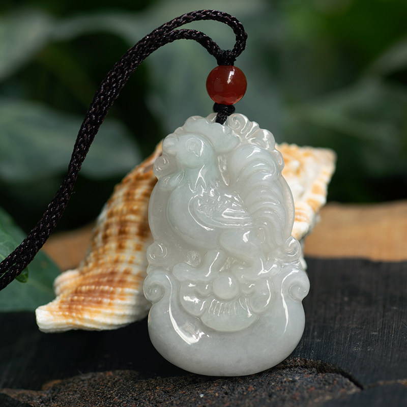 生肖钰达翡翠吊坠鸡牌鸡玉神机妙算挂件玉石玉鸡颈饰