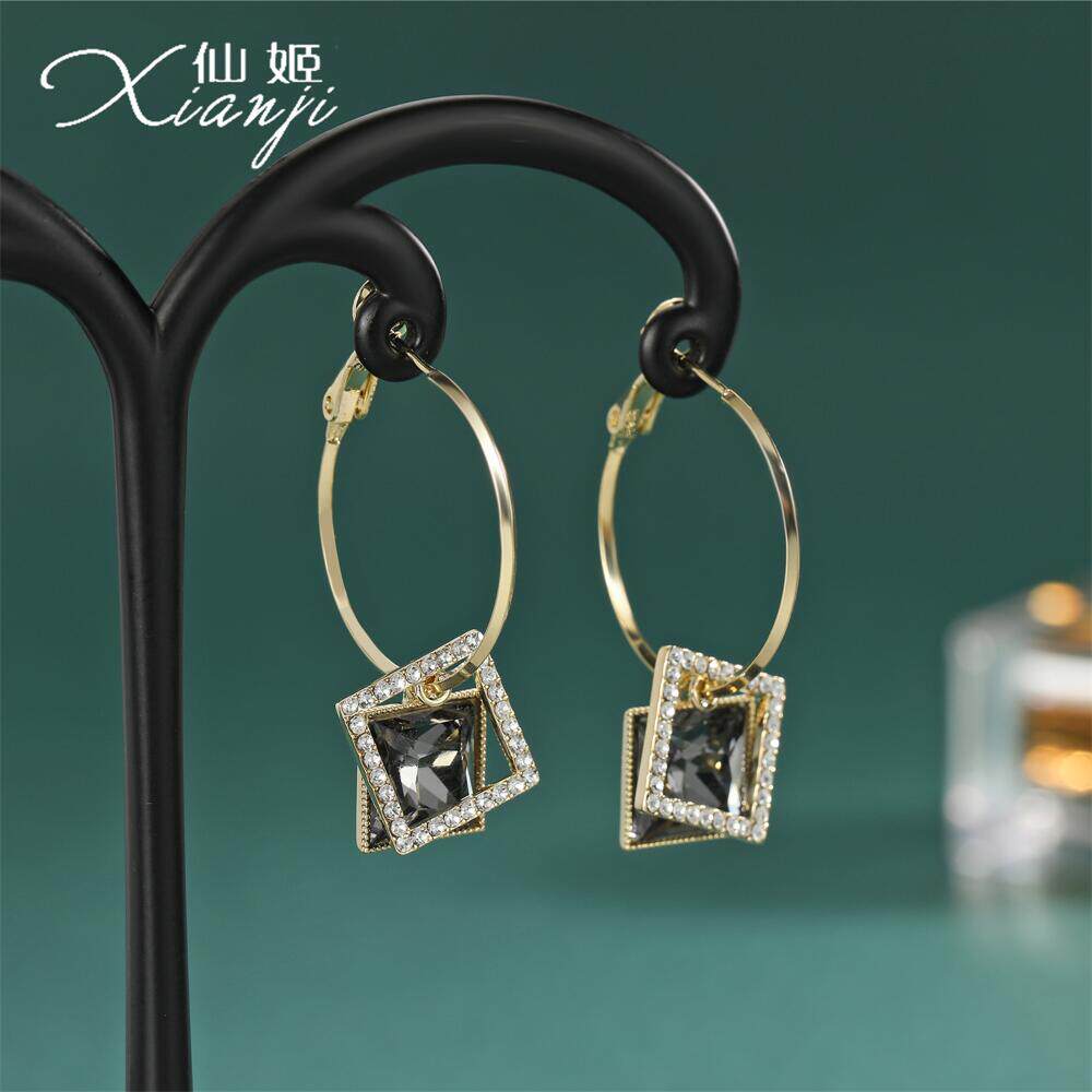 高级轻奢方形吊坠耳环复古港风新款欧美ins耳环