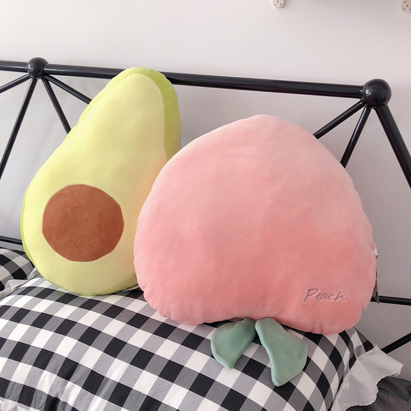 粉色桃子水果抱枕草莓公仔布娃娃超软可爱毛绒玩具少女心玩偶礼物