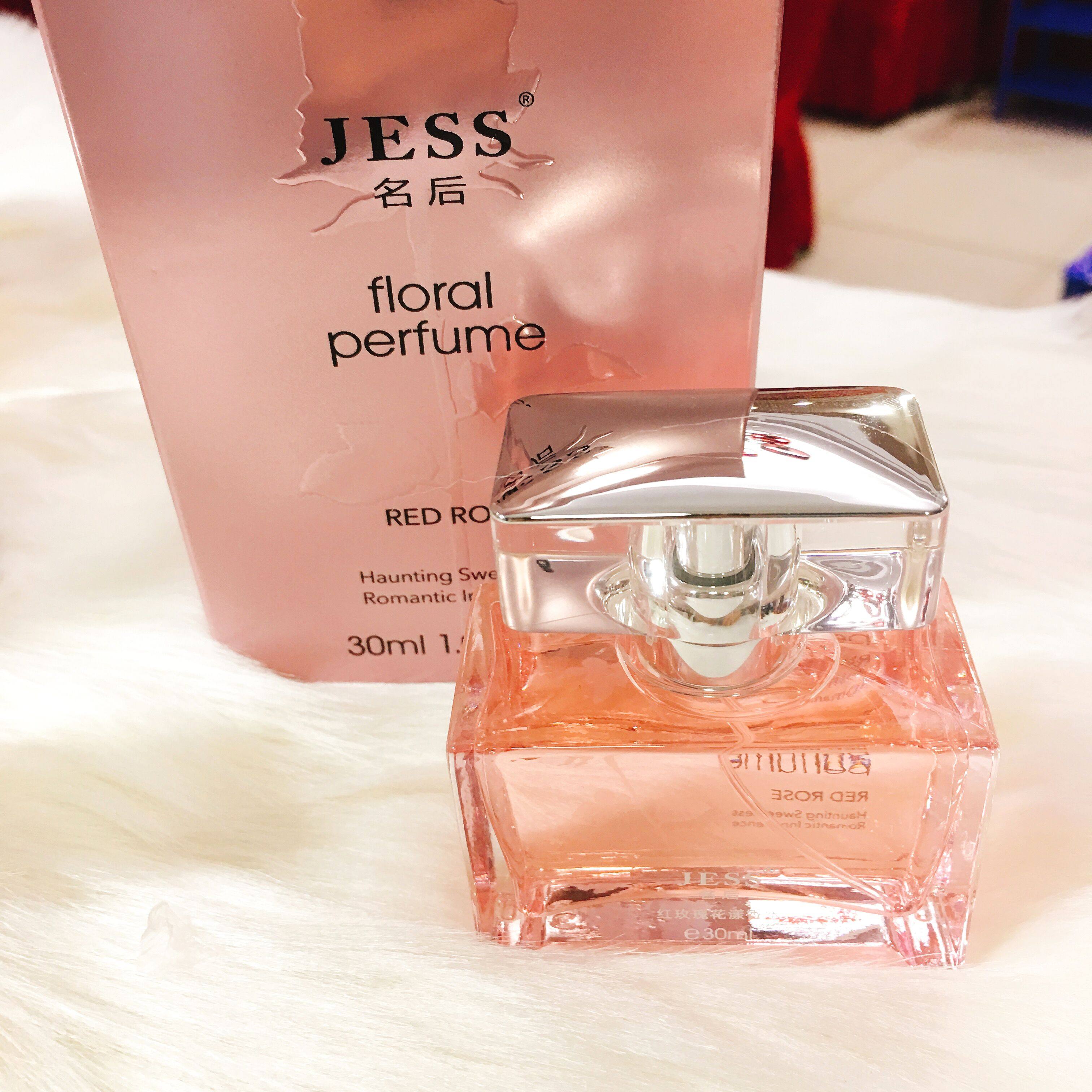 三亚玫瑰谷jess名后红玫瑰花漾香水30ml女性持久香水