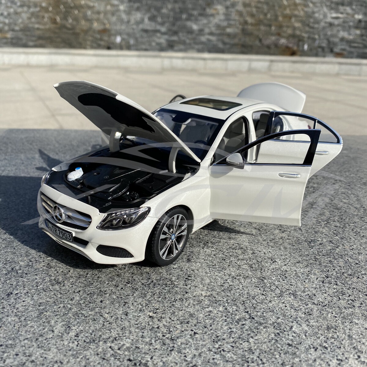 奔驰c级车模1:18原厂norev奔驰c200 c-class合金仿真汽车模型2014