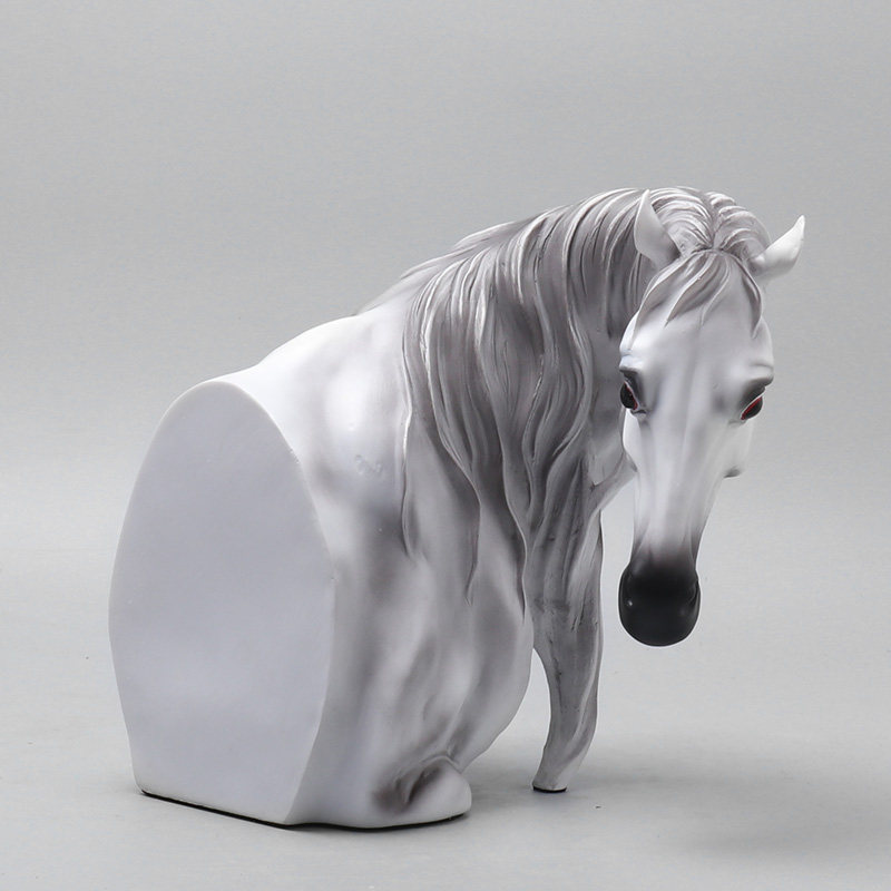 后现代创意意马雕塑摆件极简家居饰品北欧轻奢样板房摆件