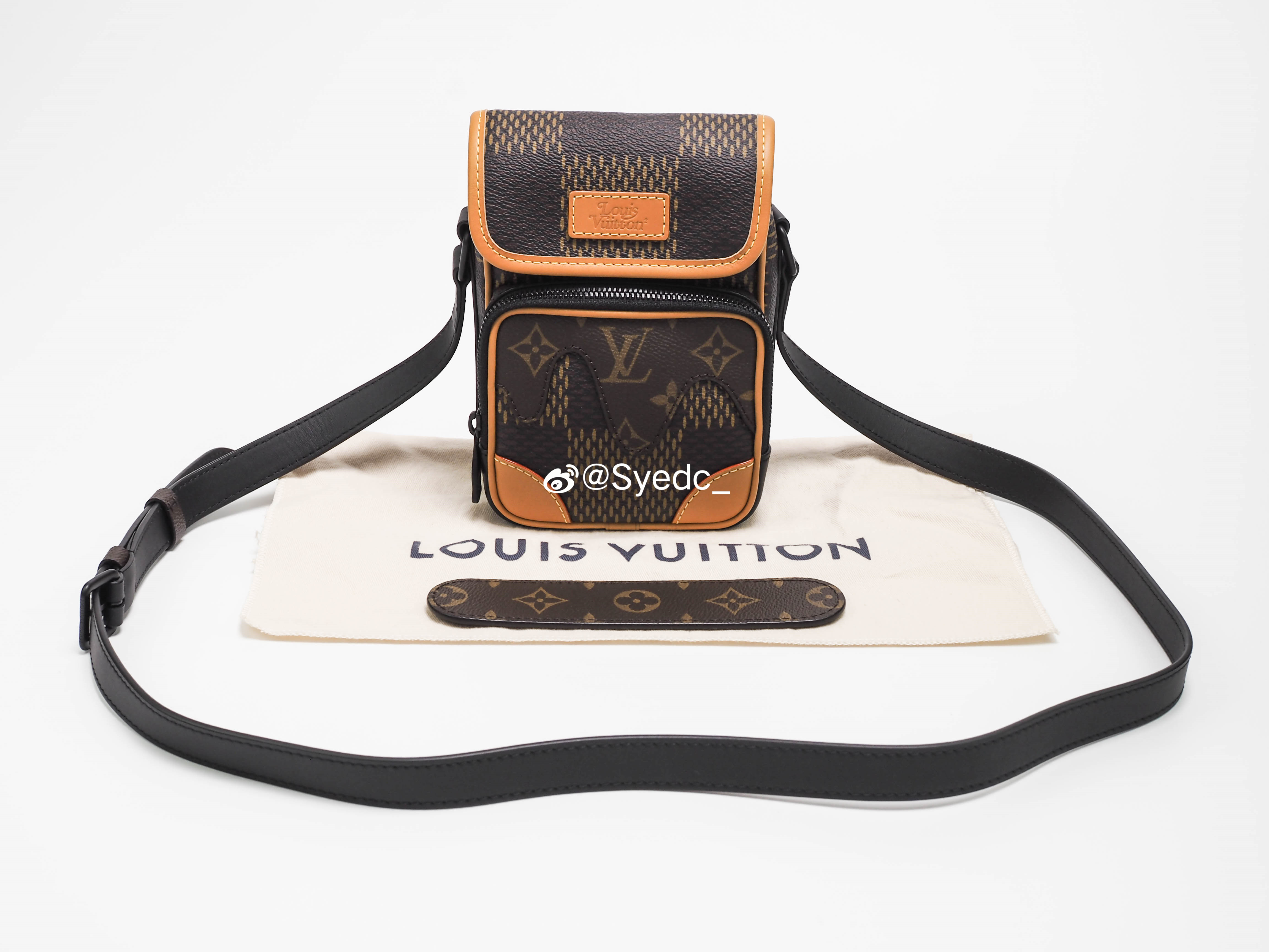 【现货】Louis Vuitton LV Nigo Nano Amazone 斜跨 邮差包N40357