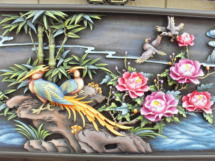 直销东巴木刻工艺品丽江特色木雕重彩手工彩绘纳西族