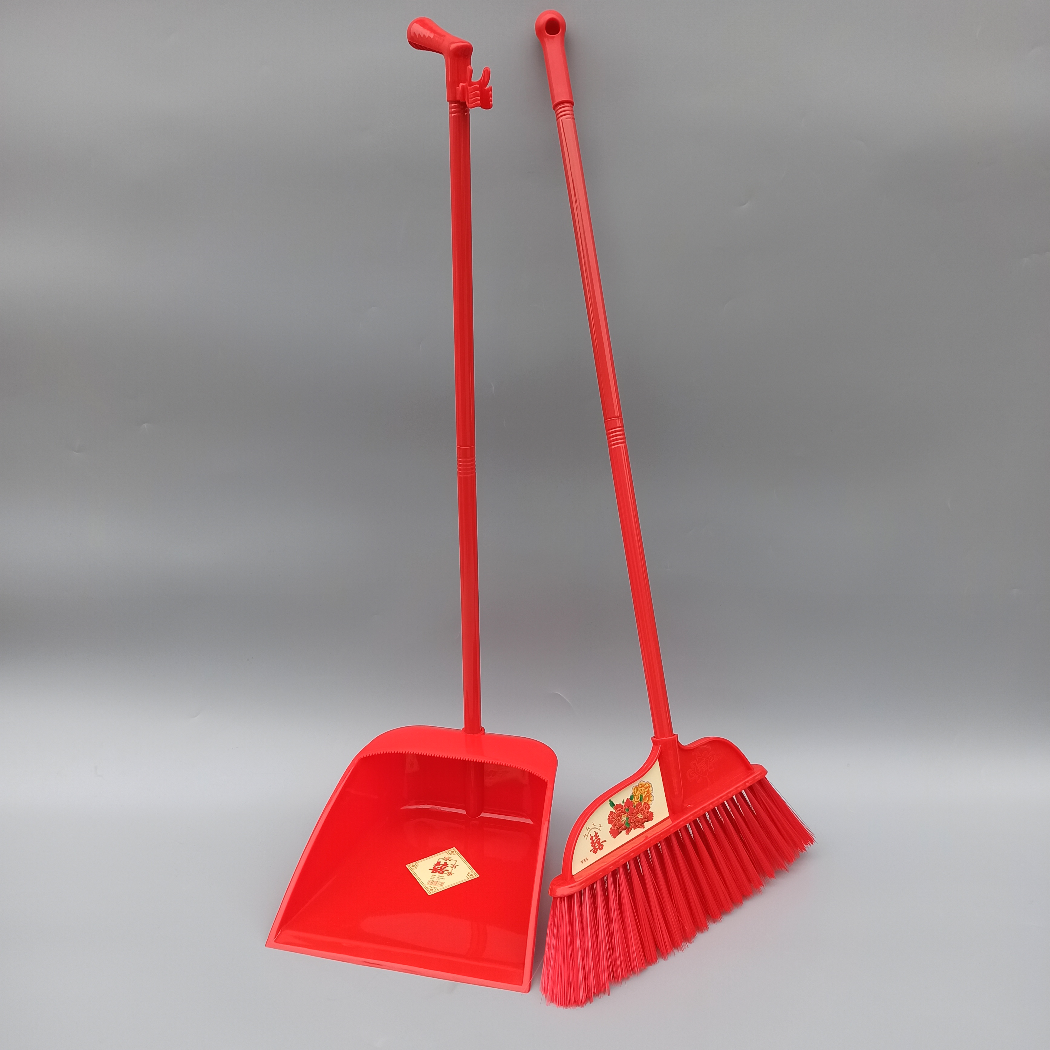 大号家用塑料扫把簸箕红色色条婚庆结婚加厚扫把