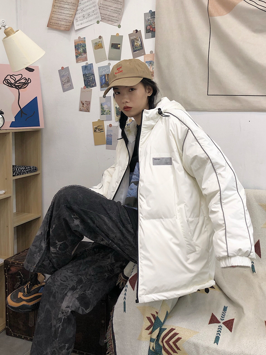 狩子2021冬季新款潮牌轻薄短款亮面羽绒服女宽松反光保暖连帽外套