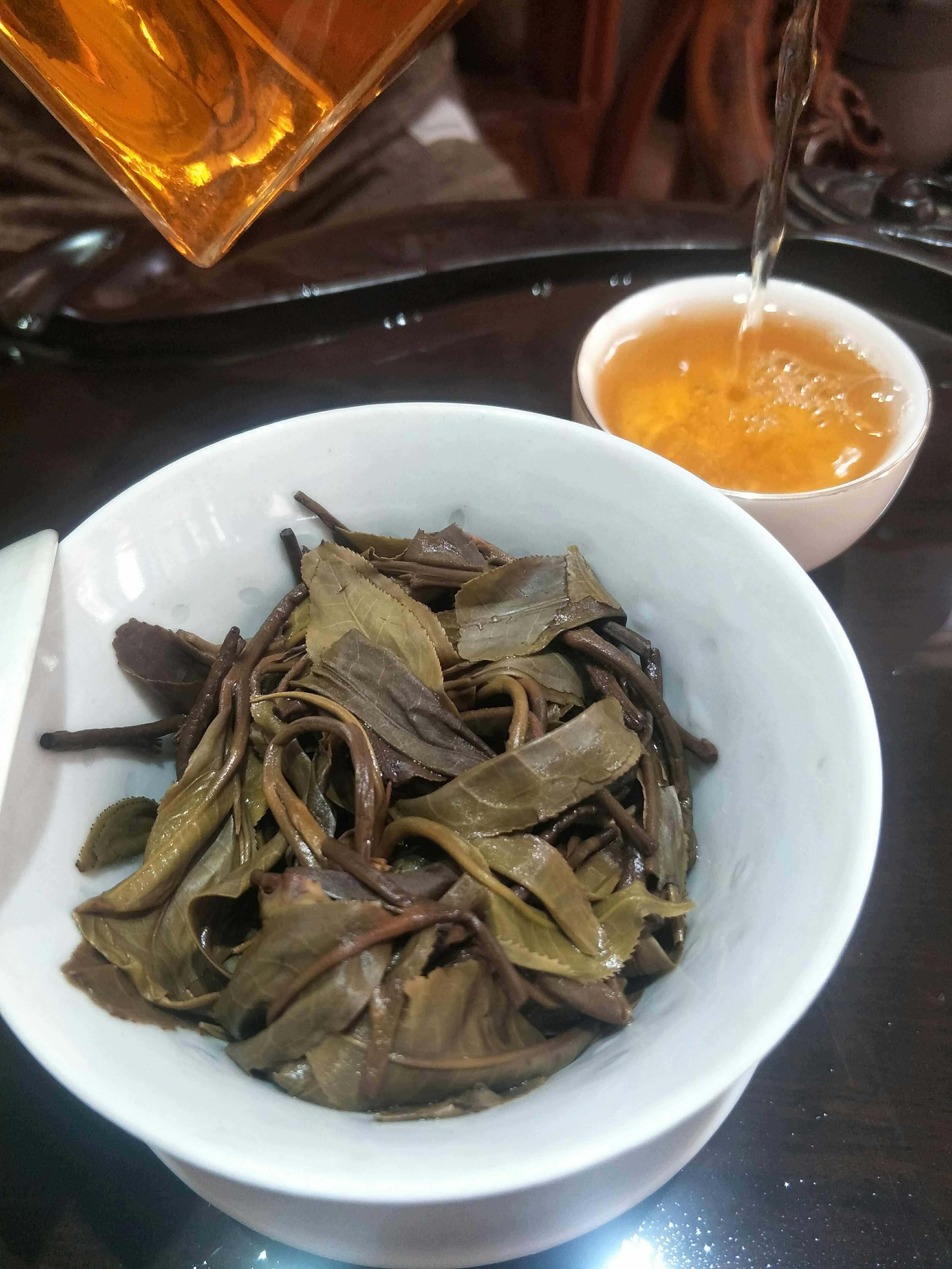 2016洱生回甘浓郁香浓茶兰南普春翁饼云200克茶道