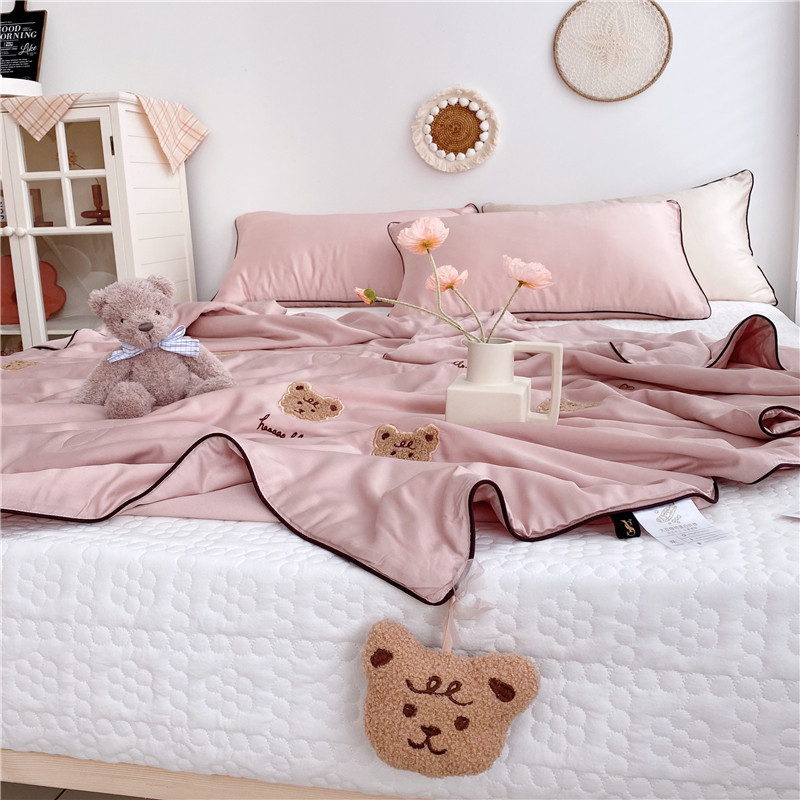 特价被子空调刺绣双人单人夏天可爱粉色天丝化纤被