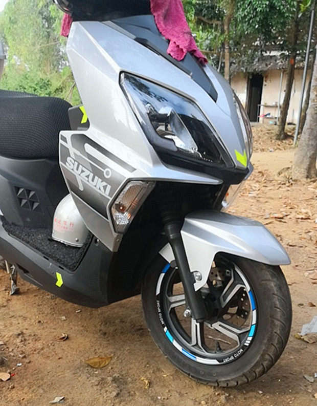 轮毂贴纸铃木uy125改装个性轮圈贴画uu125防水贴纸