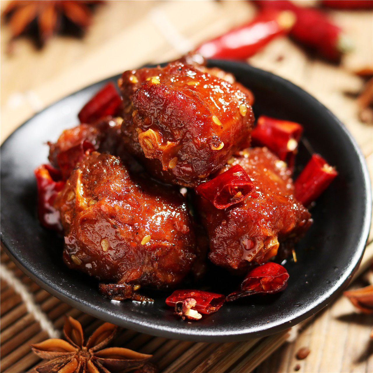 小军军吧唧嘴下酒小吃麻辣鸭脖香辣冷吃鸭肉鸭肉零食