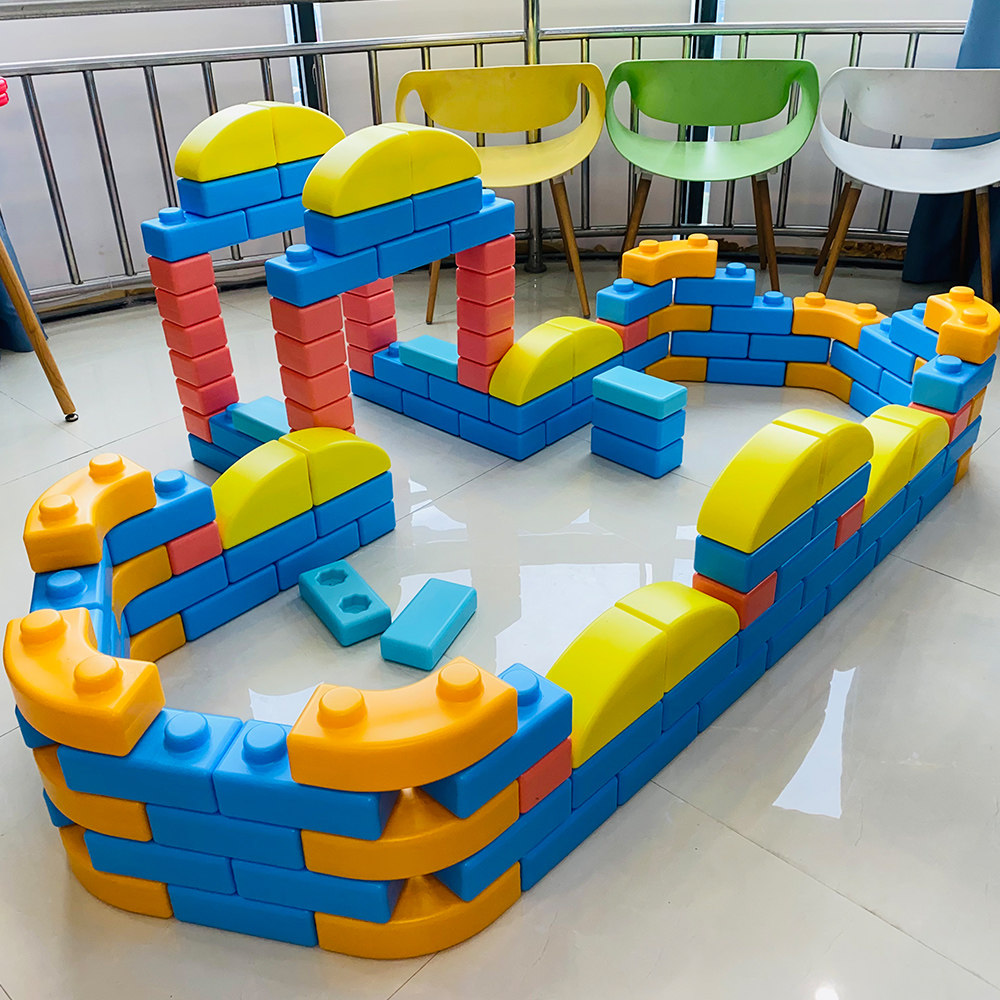 八角造景积木幼儿园儿童感统大型围栏户外玩具塑料积木