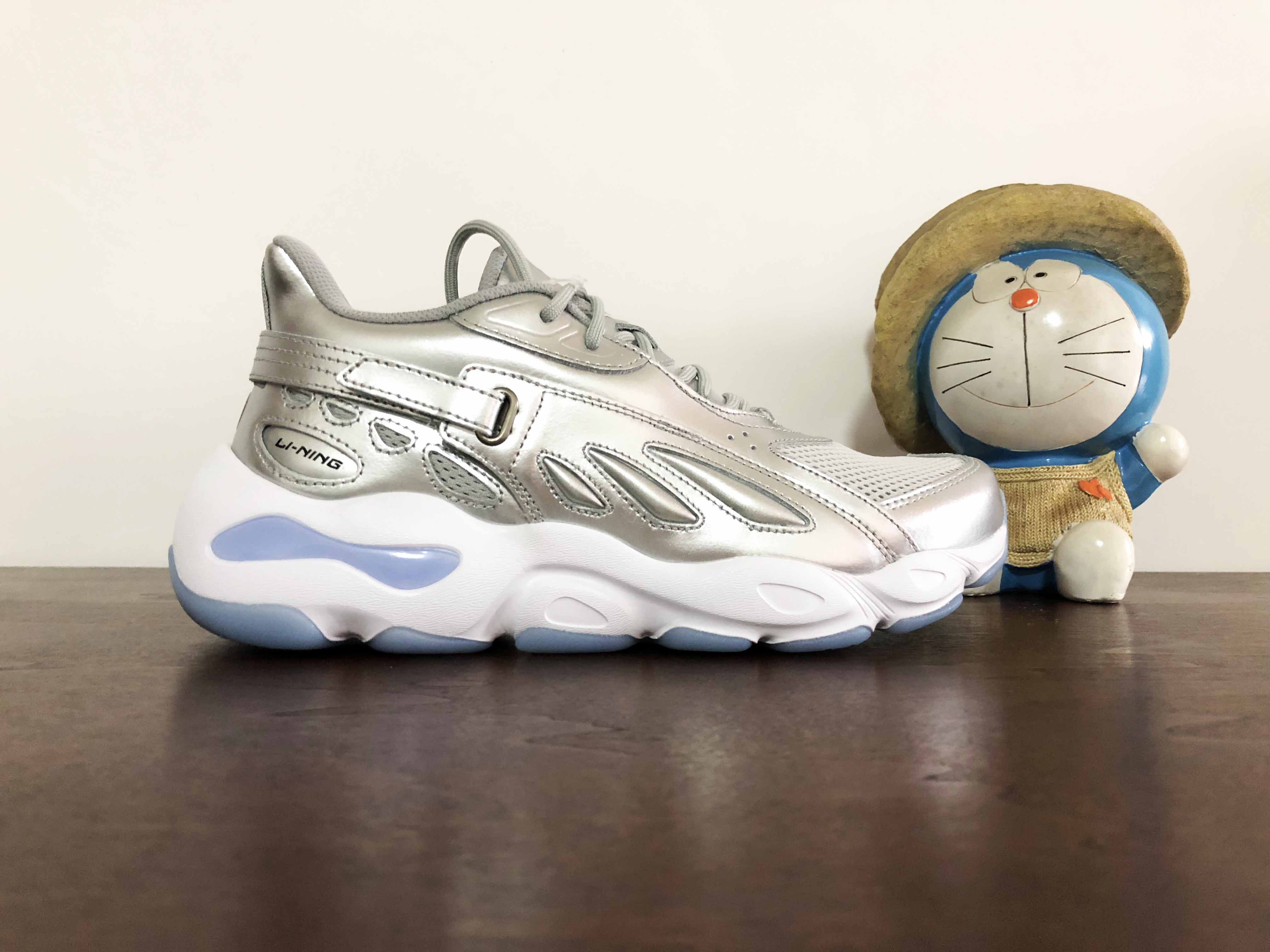 agcn225 限量中国风复古老爹休闲鞋 正品中国李宁纽约走秀款蝴蝶