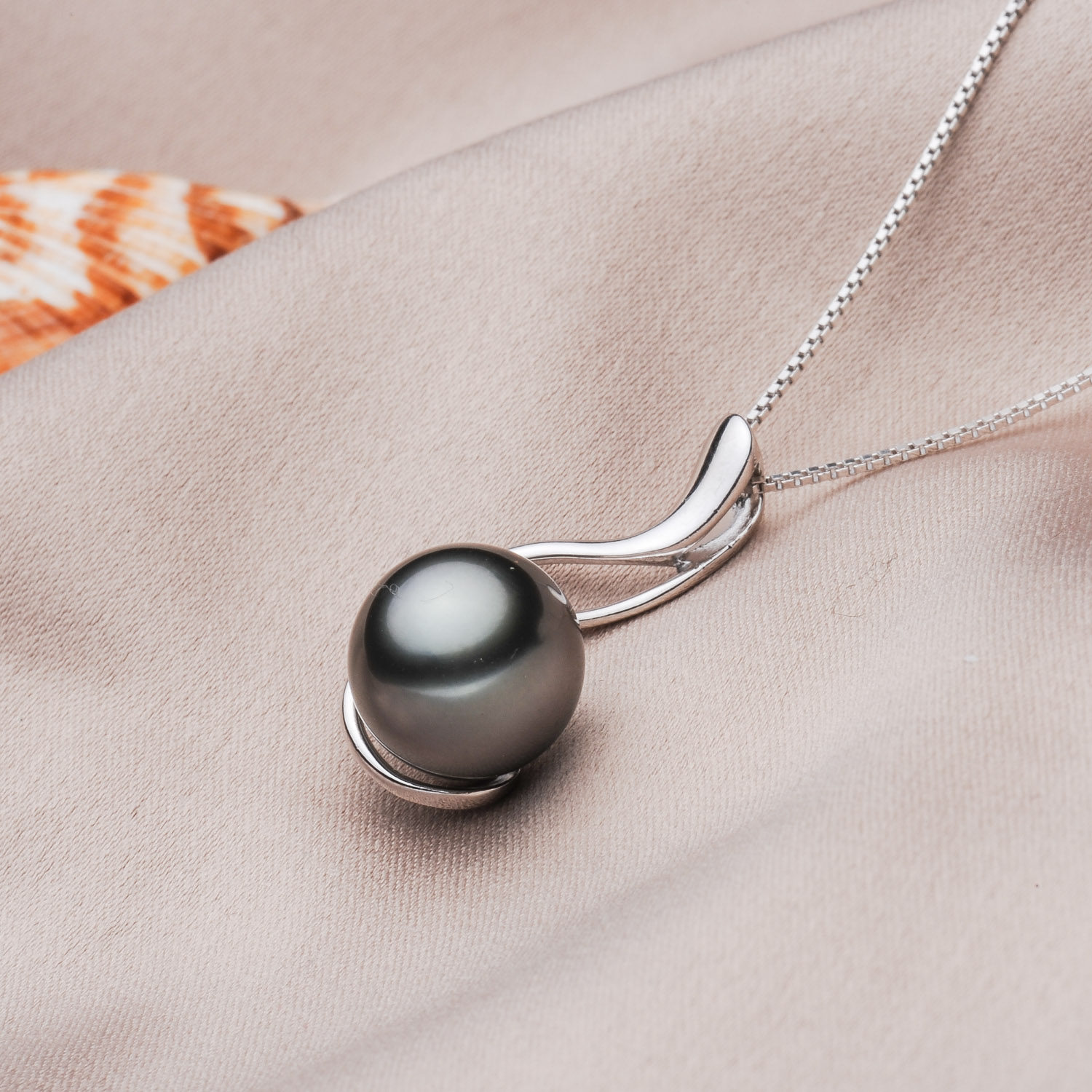 金富源珠宝 自然生长海水黑珍珠吊坠10-11mm 925银然 正圆亮泽