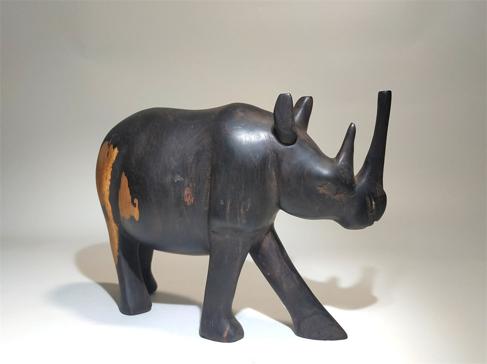 非洲雕刻摆件办公家居雕刻家乌木黑木招财乾坤木雕