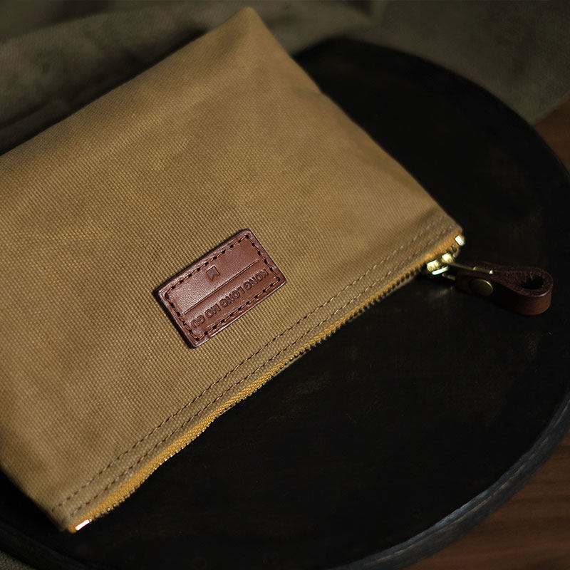 konglongmogu恐龙蘑菇新款简约复古油蜡布小款便携收纳包女士包袋